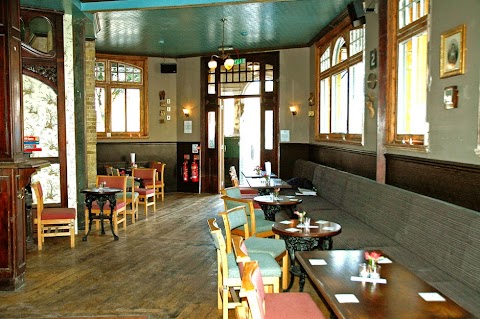 The Railway Tavern, Bromley