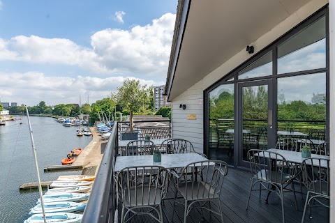 Harts Boatyard Surbiton