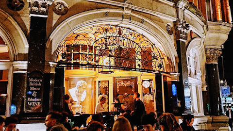 The Salisbury Hotel (Harringay)