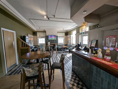 Harvester Falcon Eltham