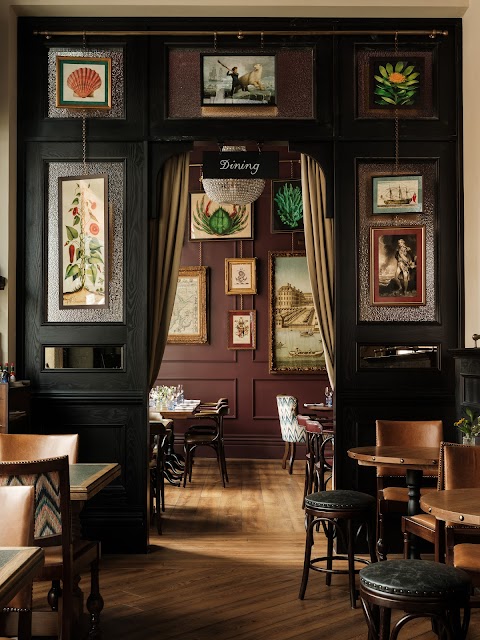 The Trafalgar Public House