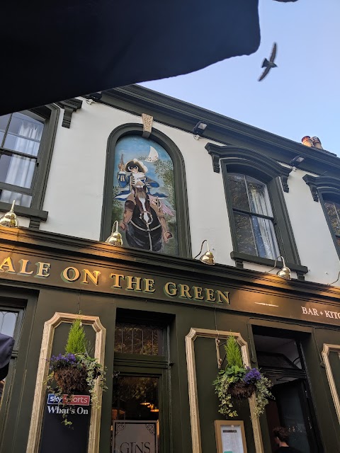 Nightingale on the Green - East London Pub & Function Room Hire