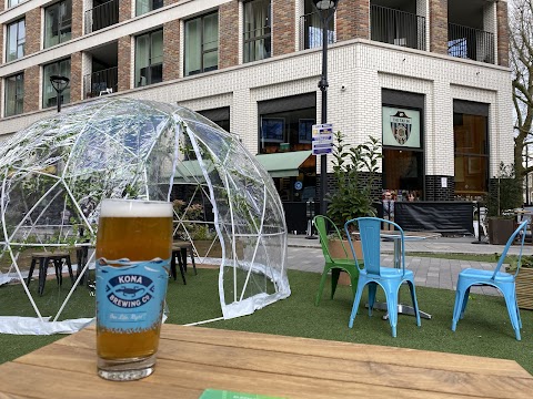 Feed the Yak Elephant Park!