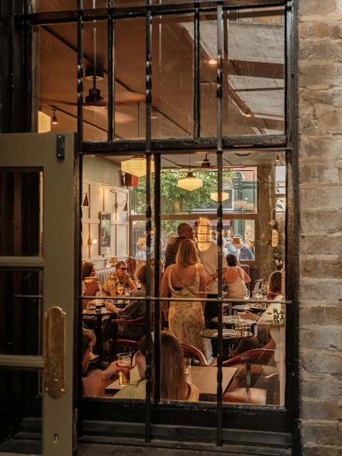 The Salusbury Pub & Dining Room