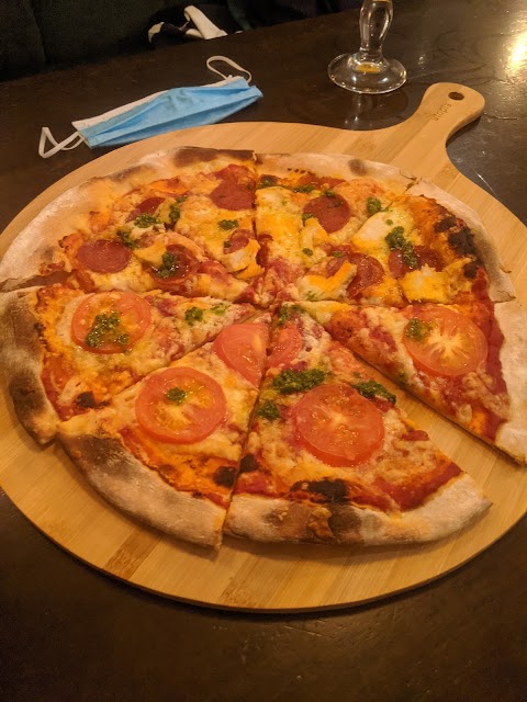 Three Horseshoes Whetstone