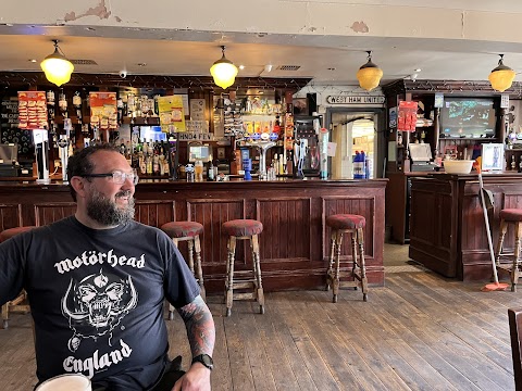 The Carpenter's Arms