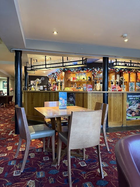 Harvester Navigation Inn Enfield